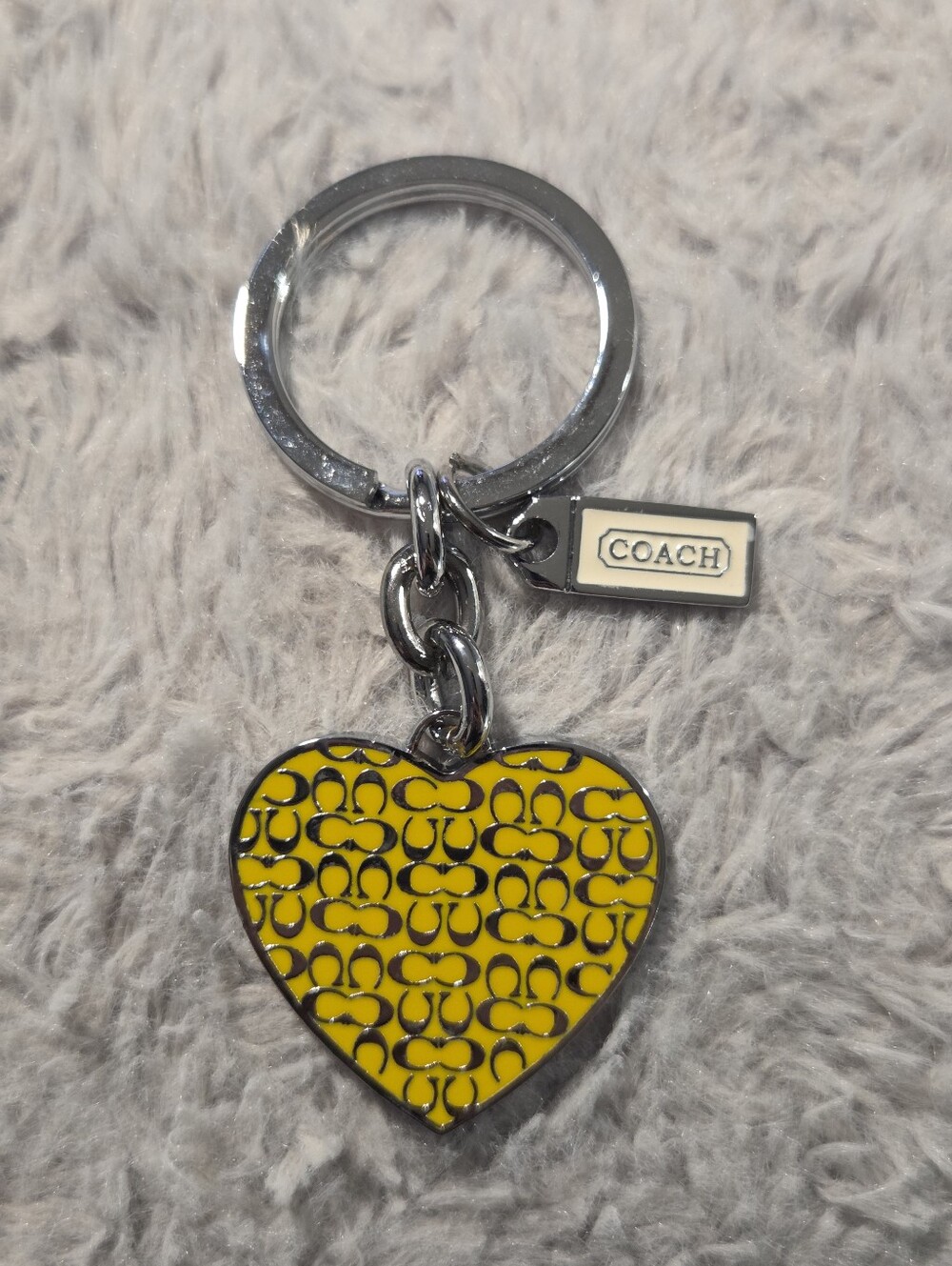 Coach Vintage Yellow Enamel Signature C Heart Keychain Bag Rare EUC